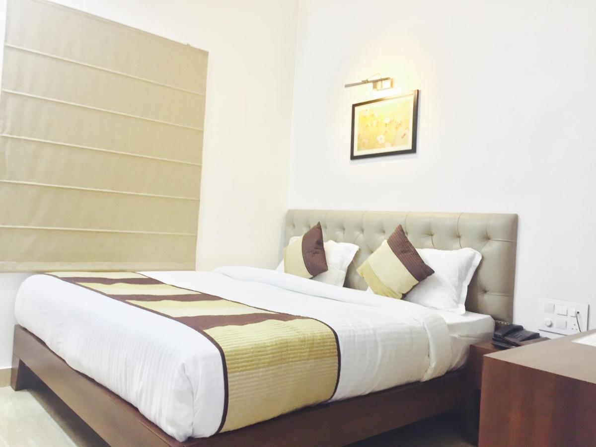 Hotel Ajmer Regency Eksteriør bilde